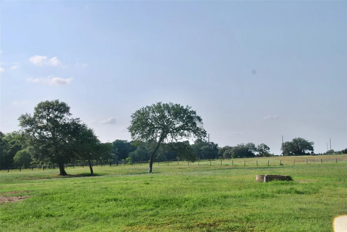 Photo of 3545 E I 10 Frontage RD