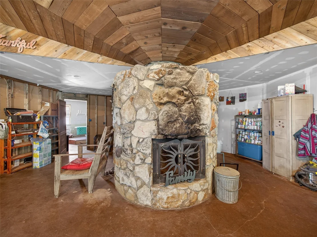 Photo of 21500 Firefly RD