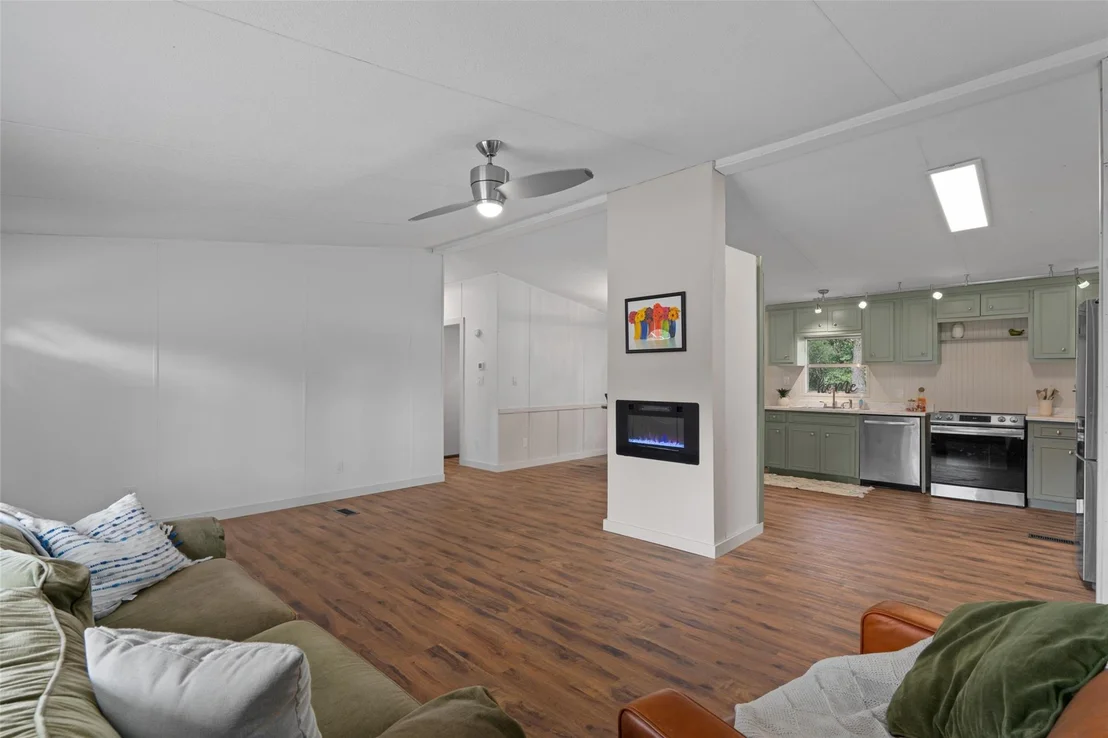 Photo of 128 Boyd RD