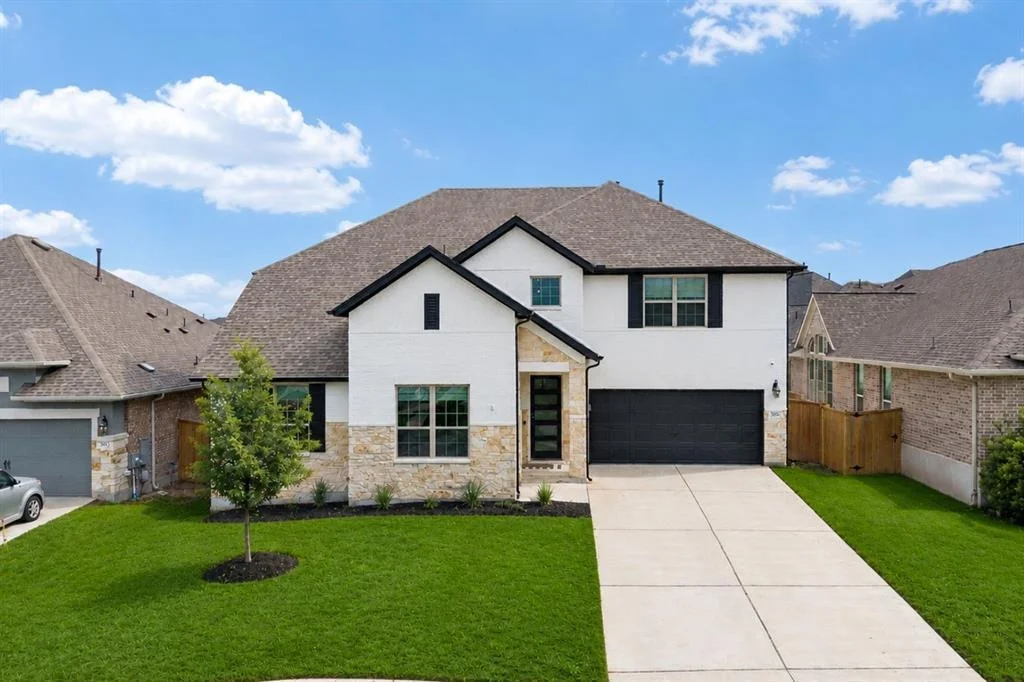 Photo of 305 Painted Creek WAY