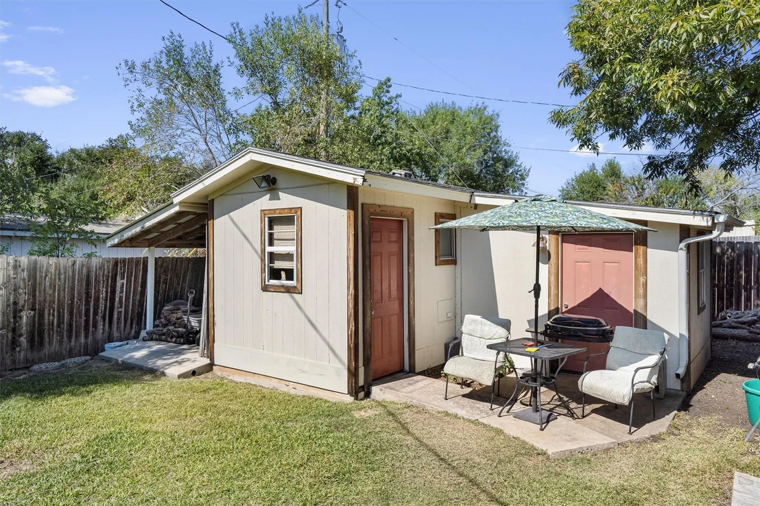 Photo of 2201 Carolyn DR
