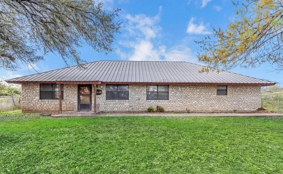 Photo of 200 County Road 320 ST