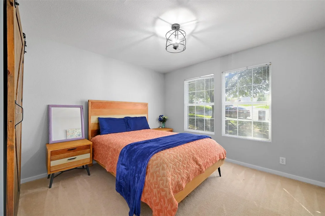 Photo of 610 Duke BND