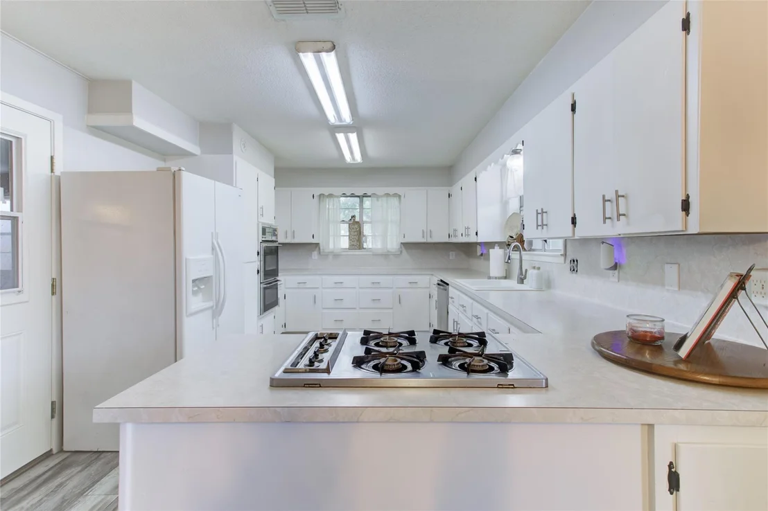 Photo of 400 N Brazos ST