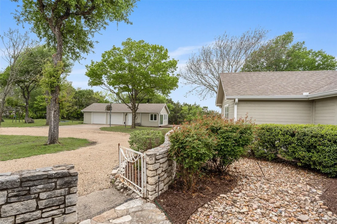 Photo of 6500 Armstrong RD