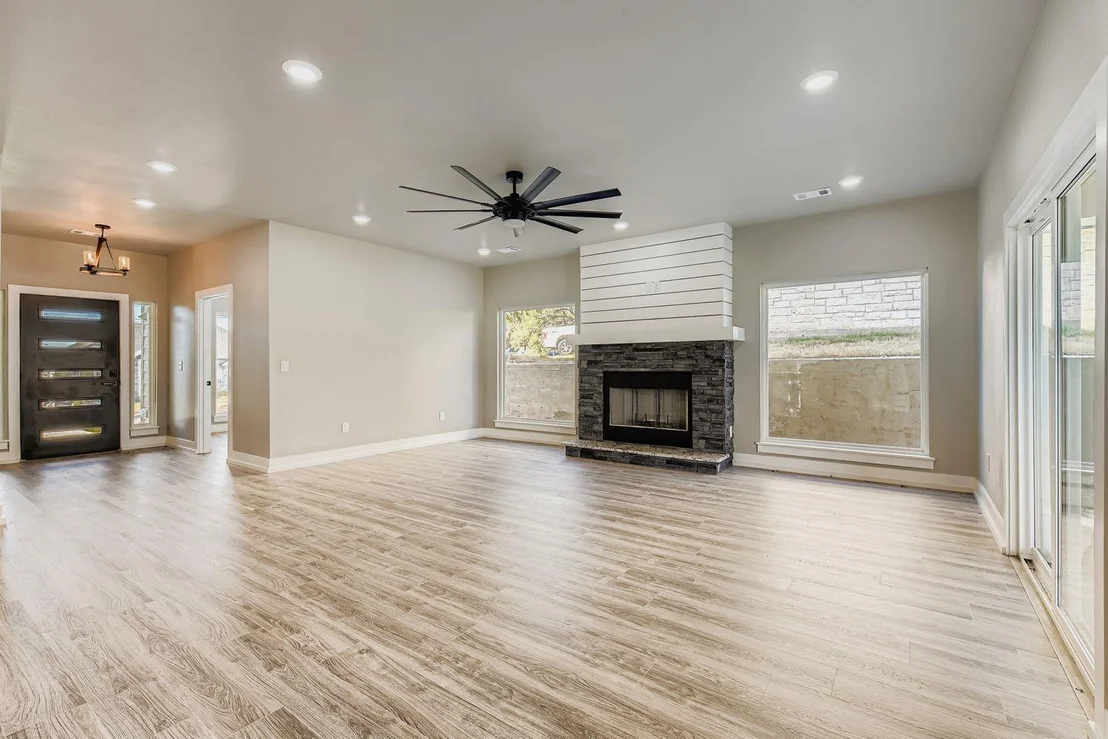 Photo of 1403 Sunset DR