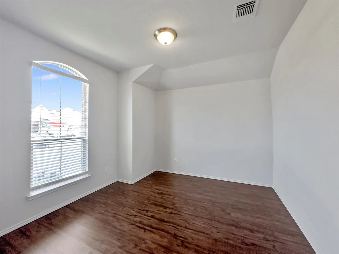 Photo of 6305 Tess RD