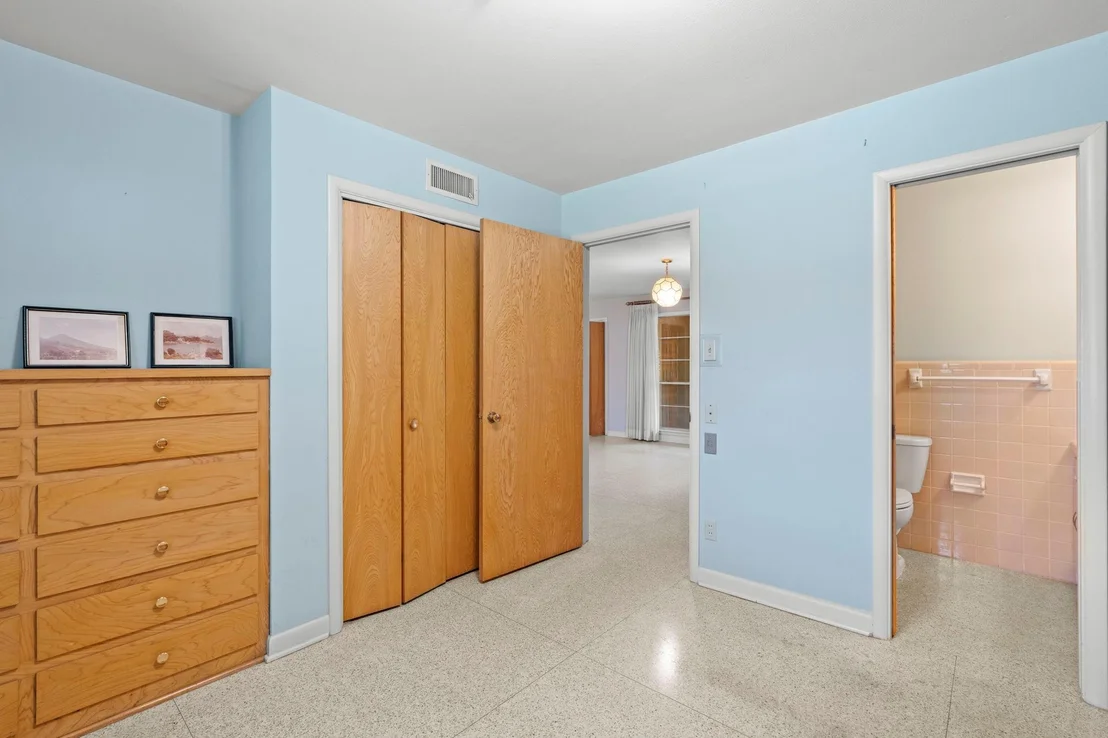 Photo of 3101 El Camino DR