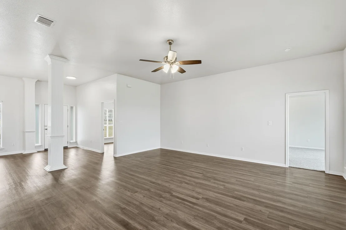 Photo of 102 Bosque DR