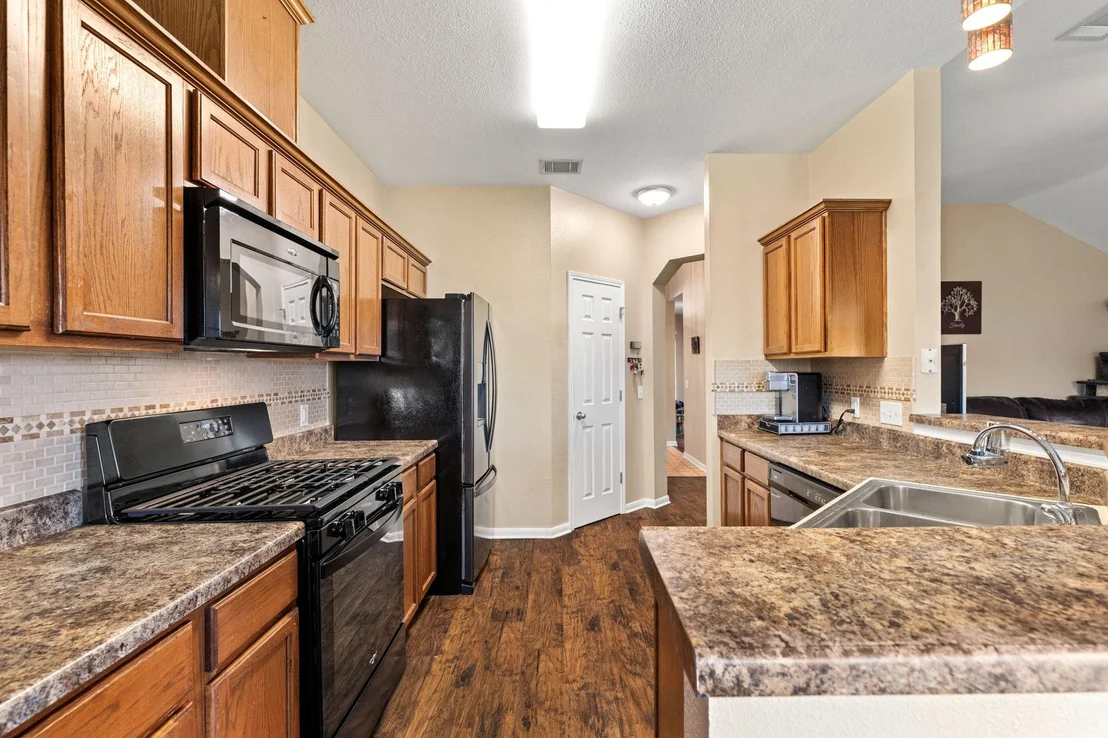 Photo of 319 Willowbrook DR