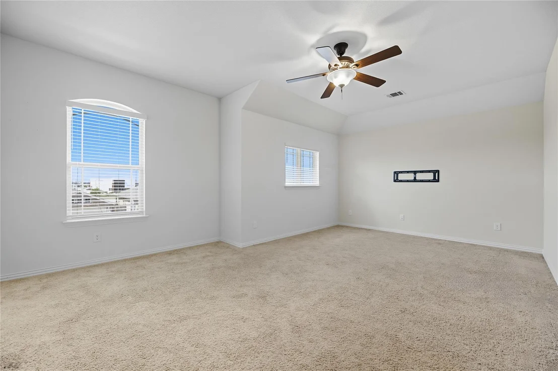 Photo of 426 Vista Gardens DR