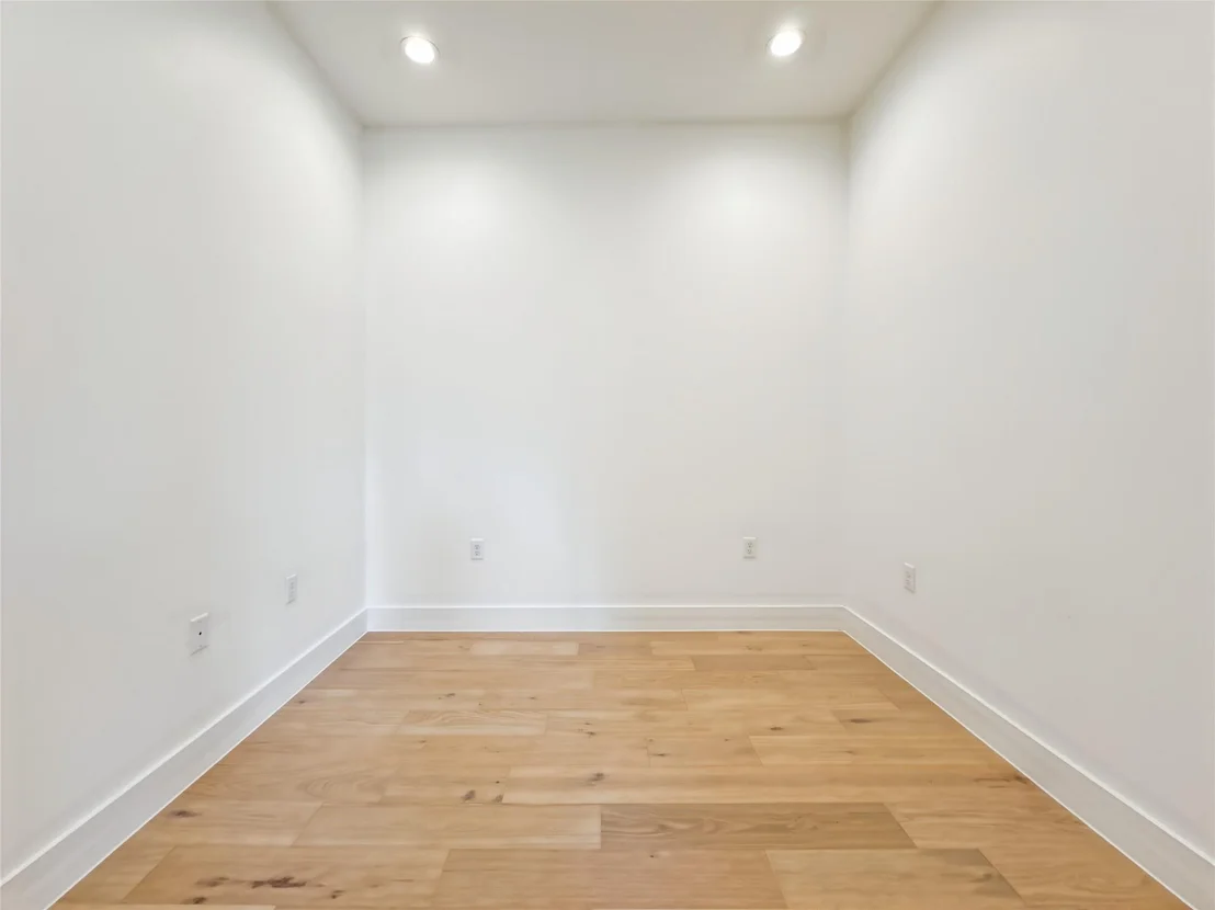 Photo of Unit B at 3614 Abbate CIR