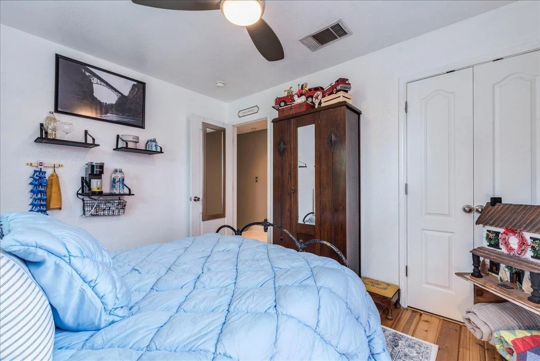 Photo of 526 McGarity