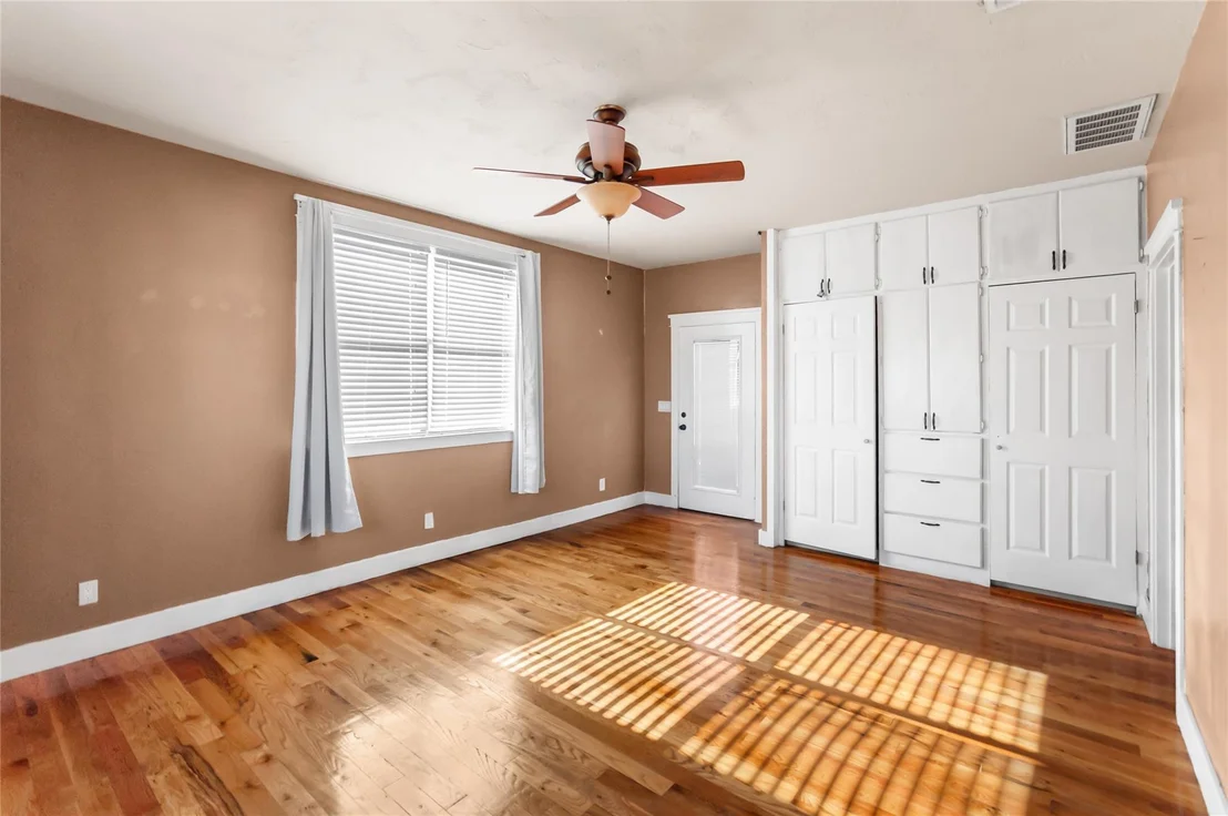 Photo of 6588 Starks RD
