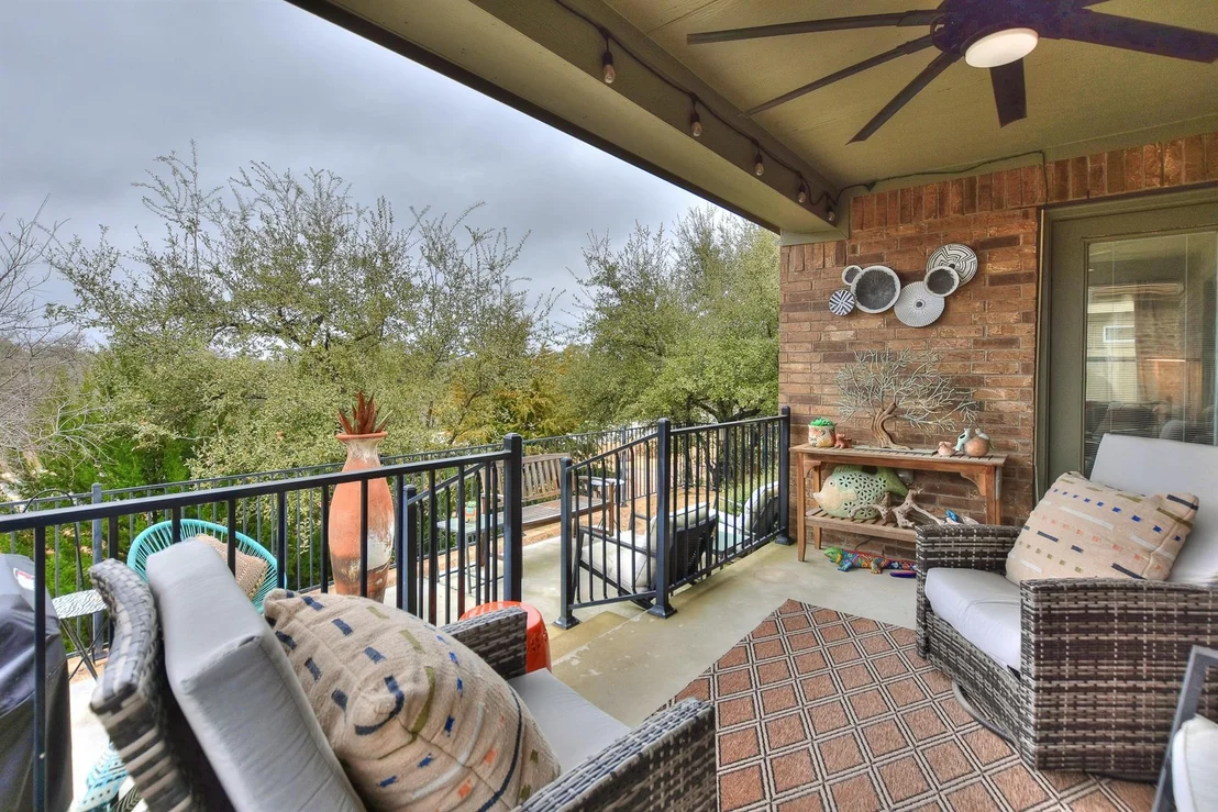 Photo of 838 Hamilton LN