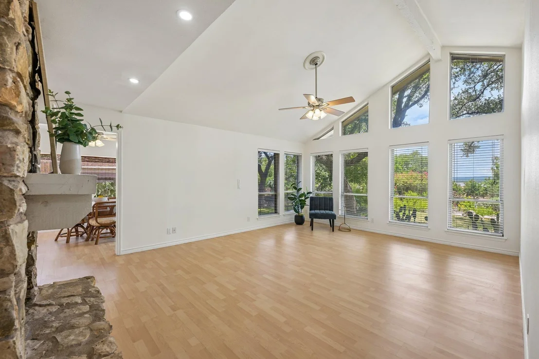 Photo of 13101 Travis View LOOP