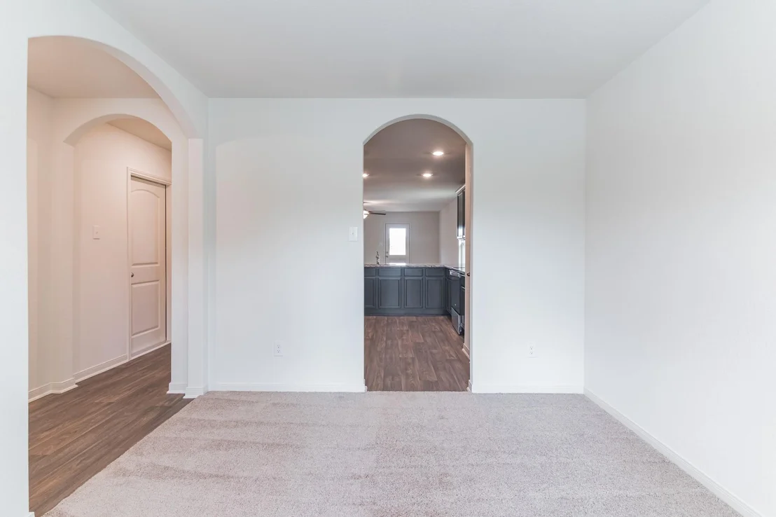 Photo of 112 Allington CIR