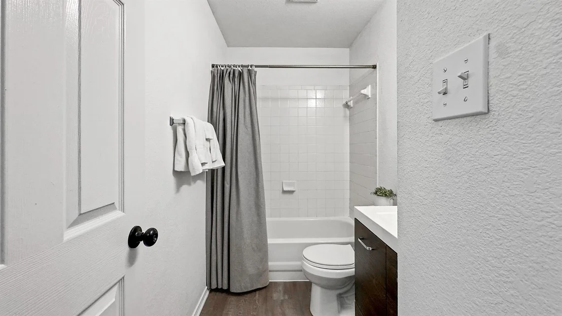 Photo of 9000 Anna ST