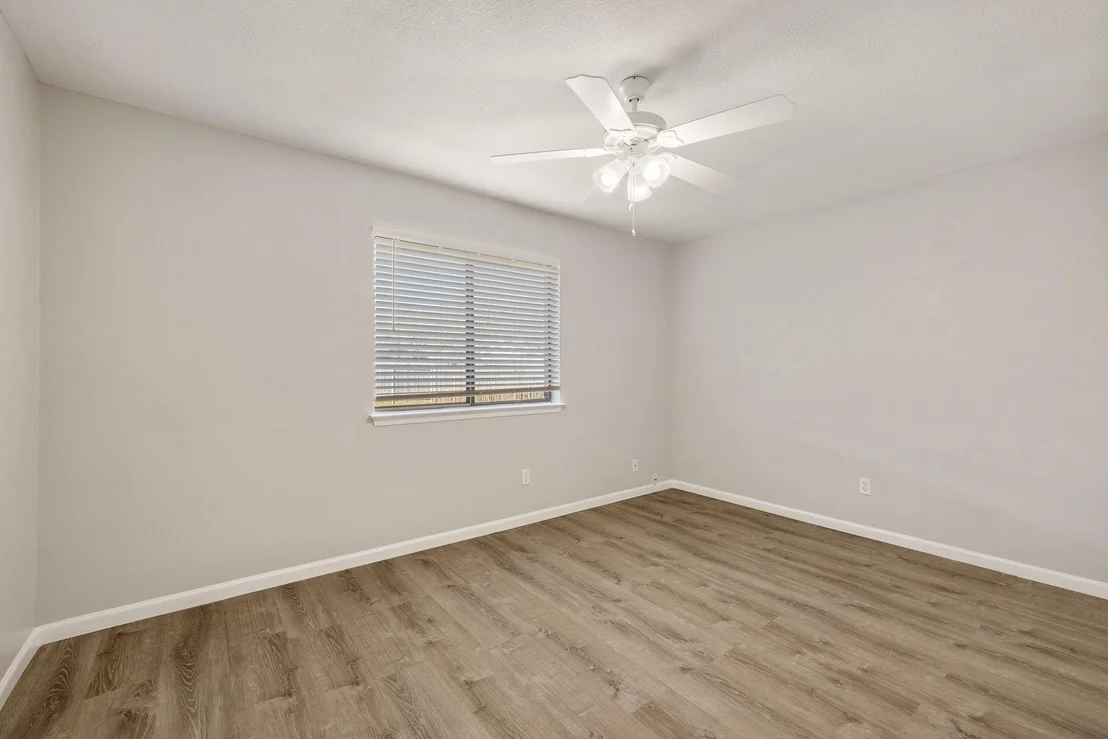 Photo of 1101 Huntridge DR