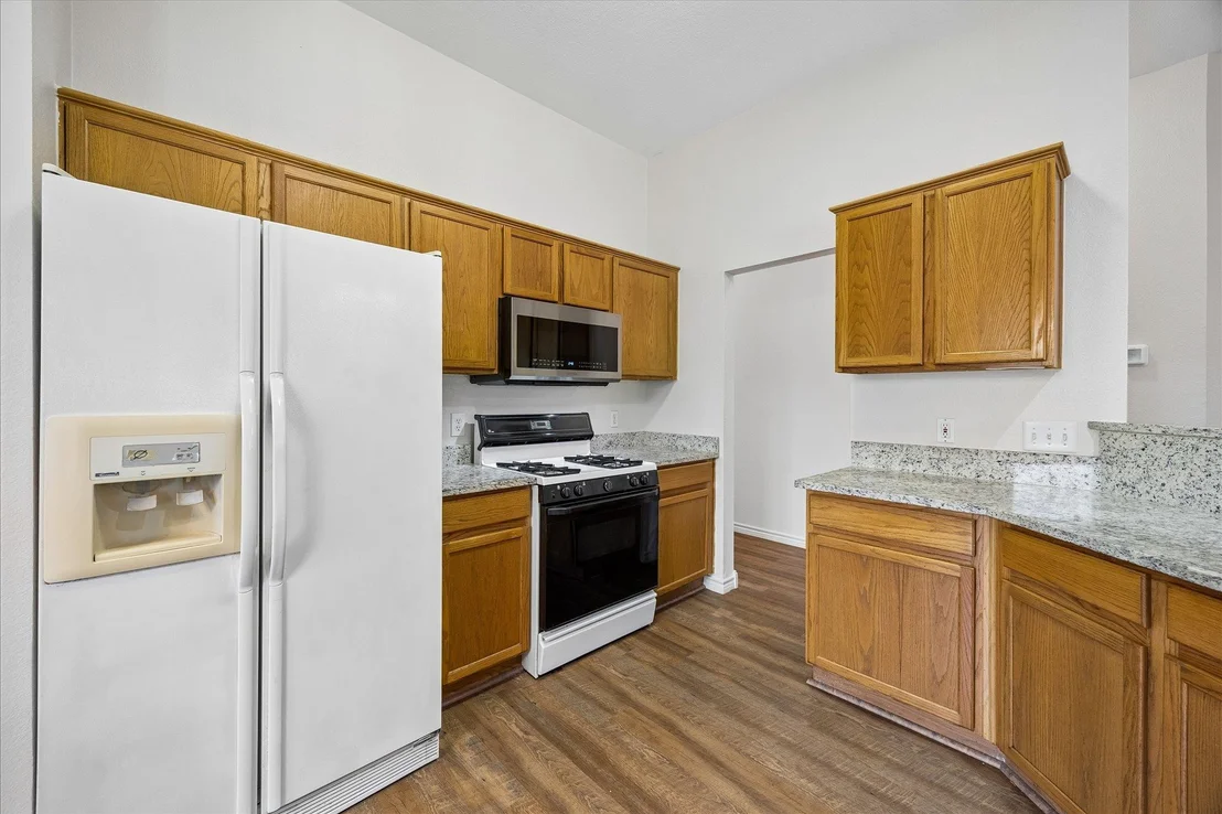 Photo of 111 Finch LN