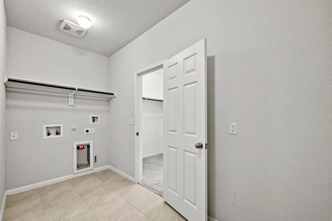 Photo of 440 STAUNTON DR