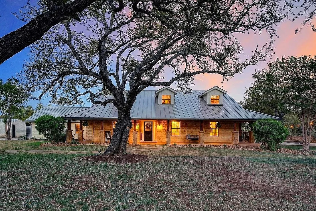 Photo of 301 Medlin Creek LOOP