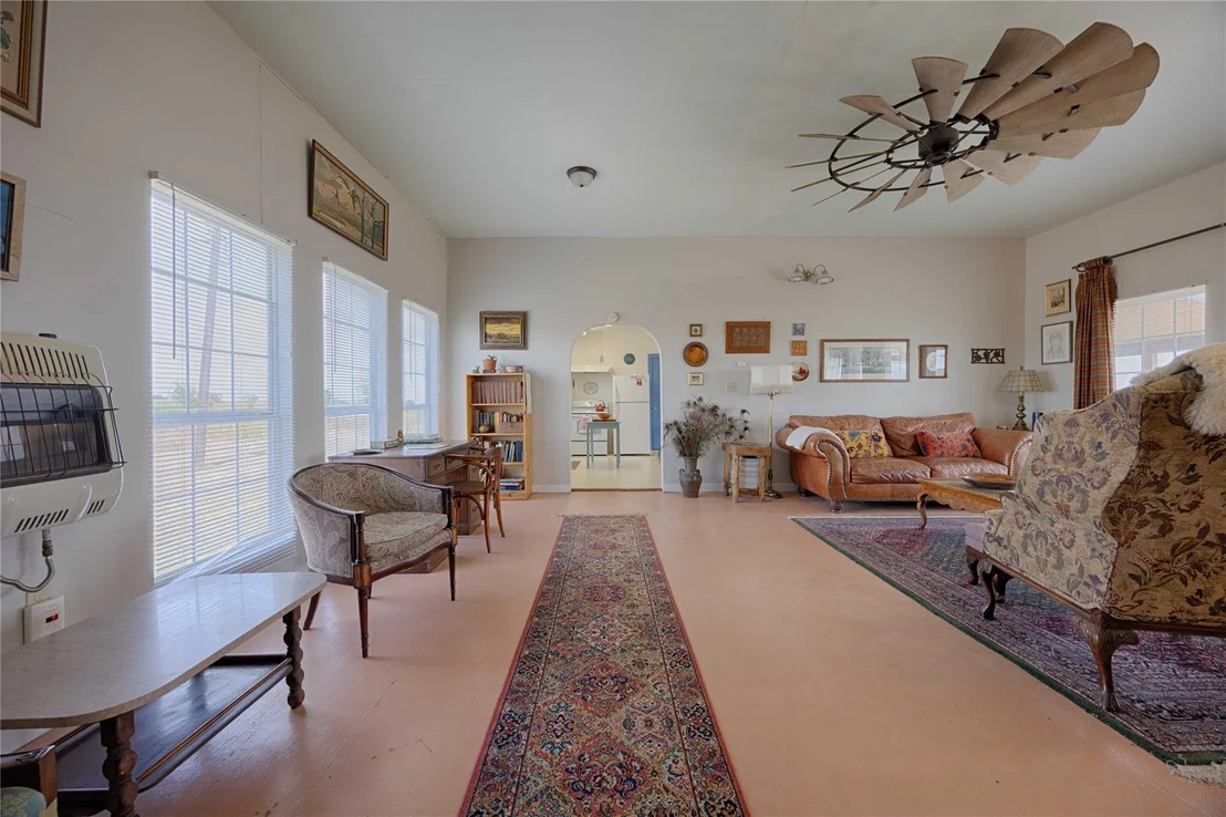 Photo of 398 County Road 264 RD