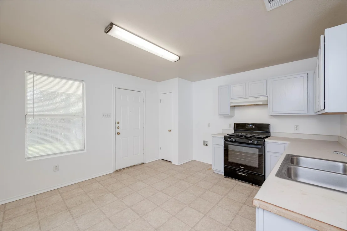 Photo of 3514 Banda LN