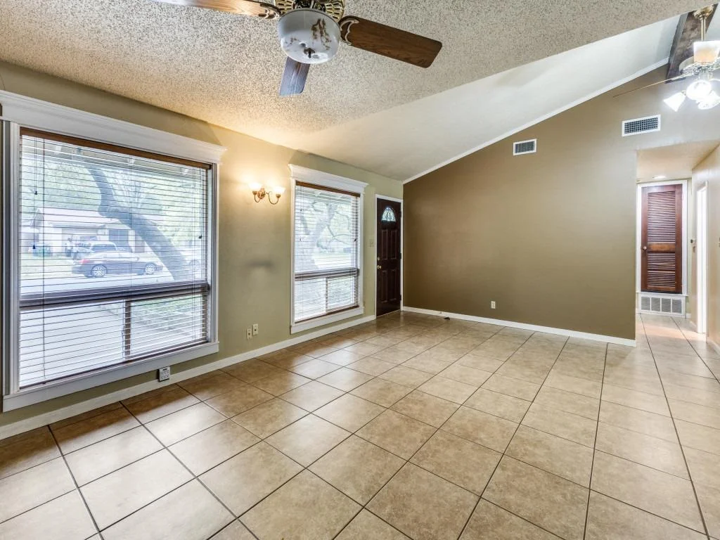 Photo of 817 Glen Oak DR