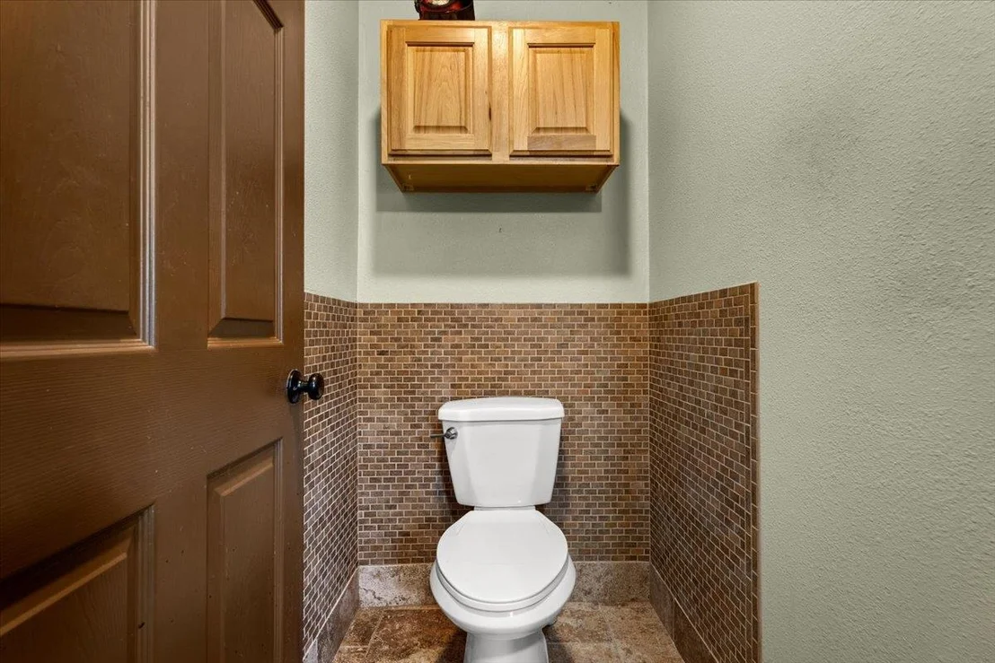 Photo of 138 Forest LN