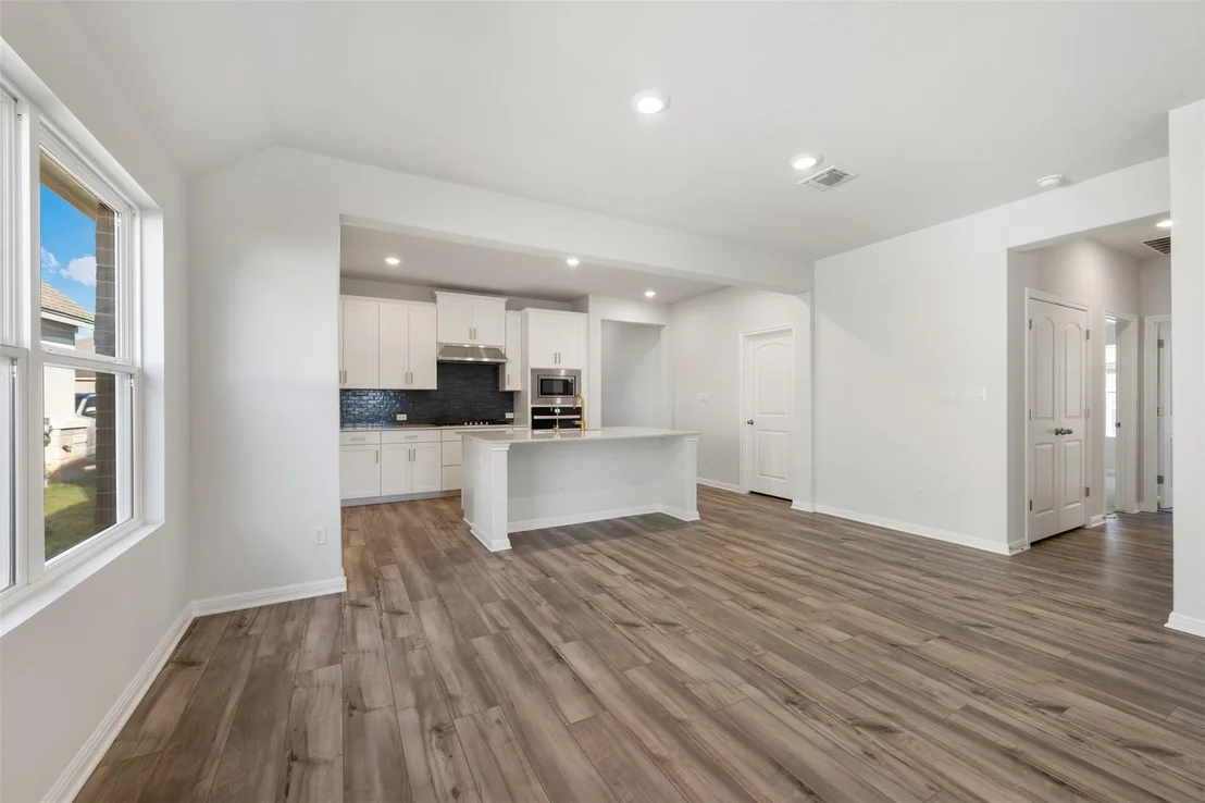 Photo of 536 Redding WAY