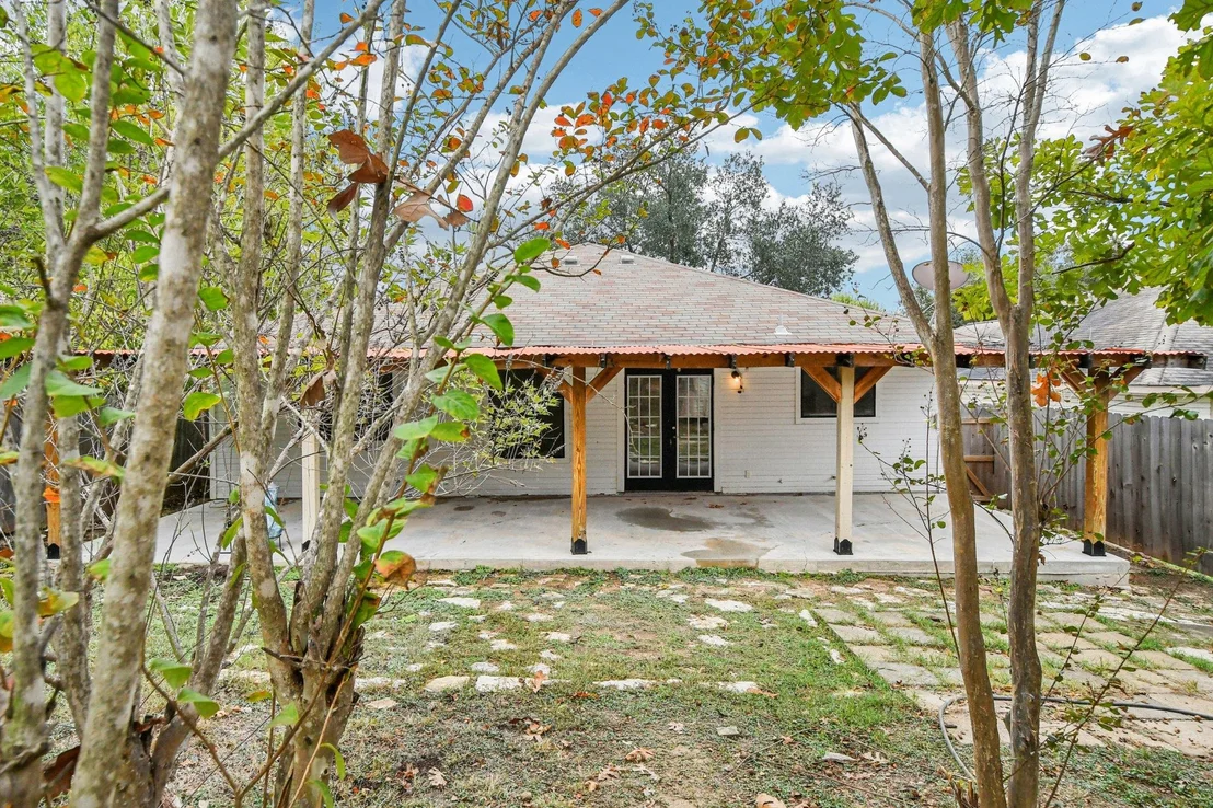 Photo of 7004 Colony Loop DR