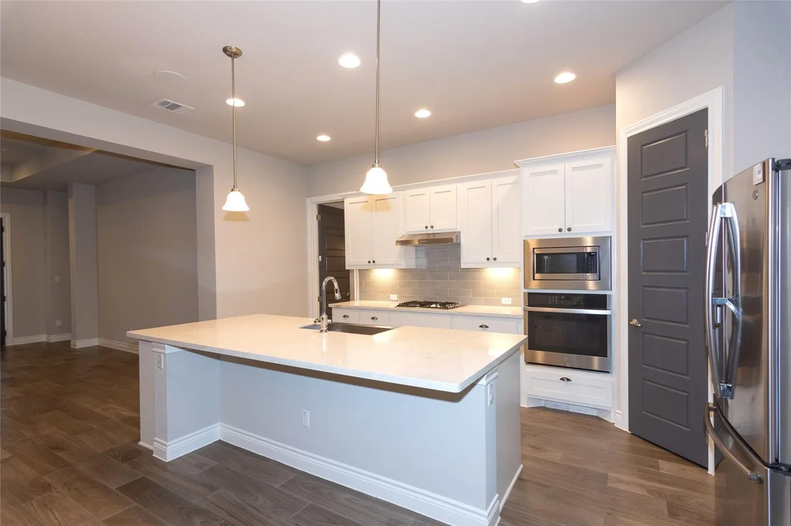 Photo of 120 Split Oak DR