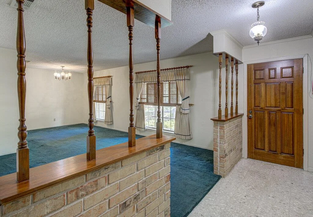 Photo of 8205 Cliffview DR