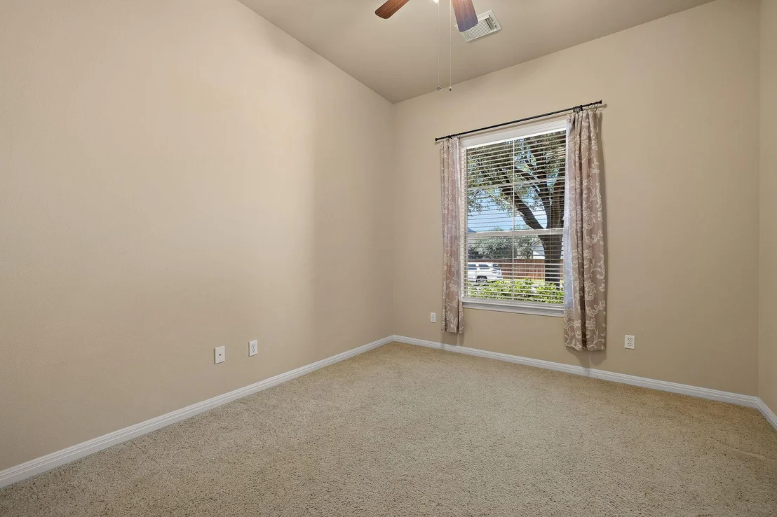 Photo of 3948 Sapphire LOOP