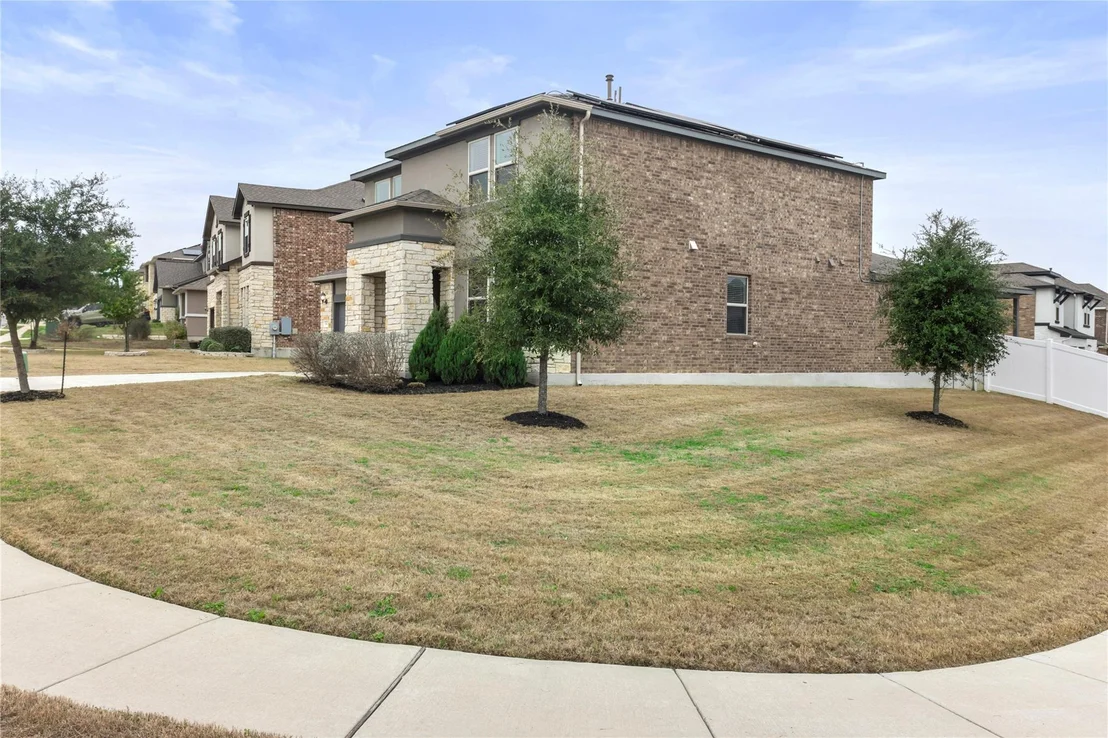 Photo of 11621 River Plantation DR