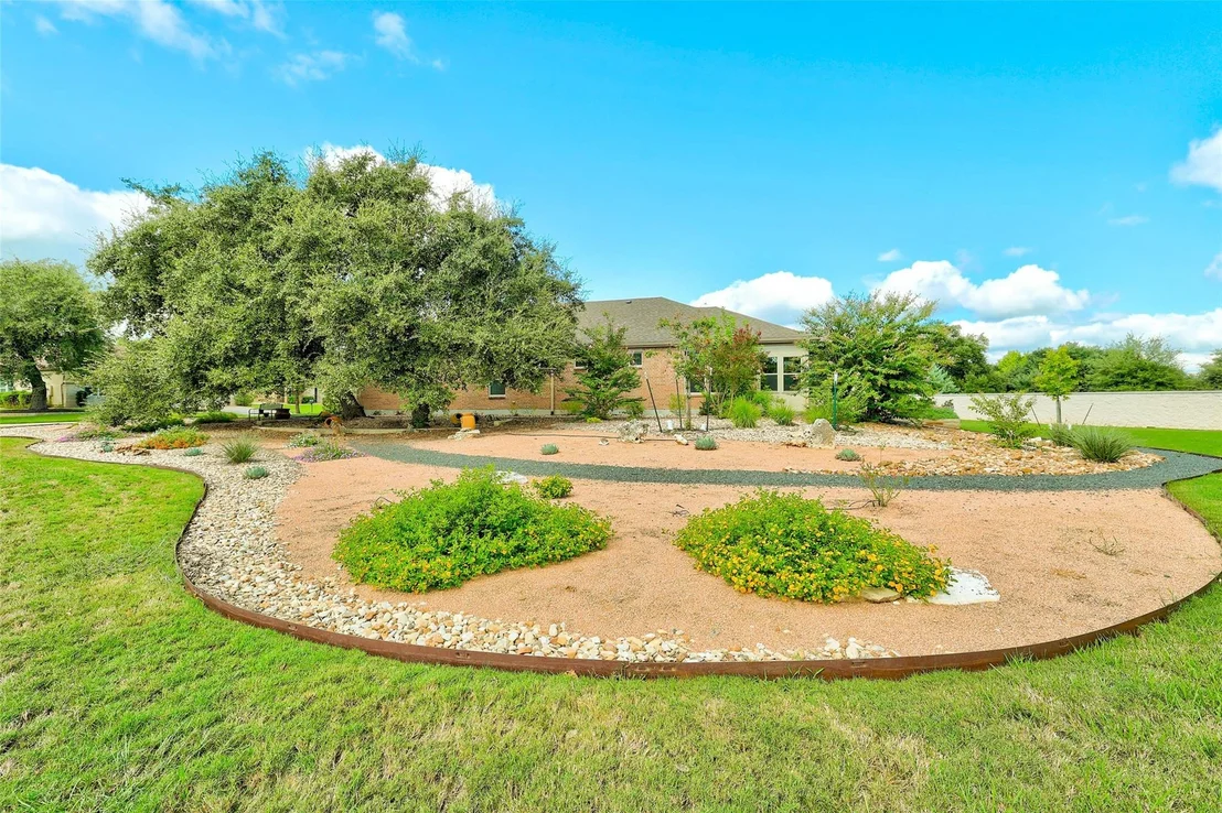 Photo of 2 Acacia WAY