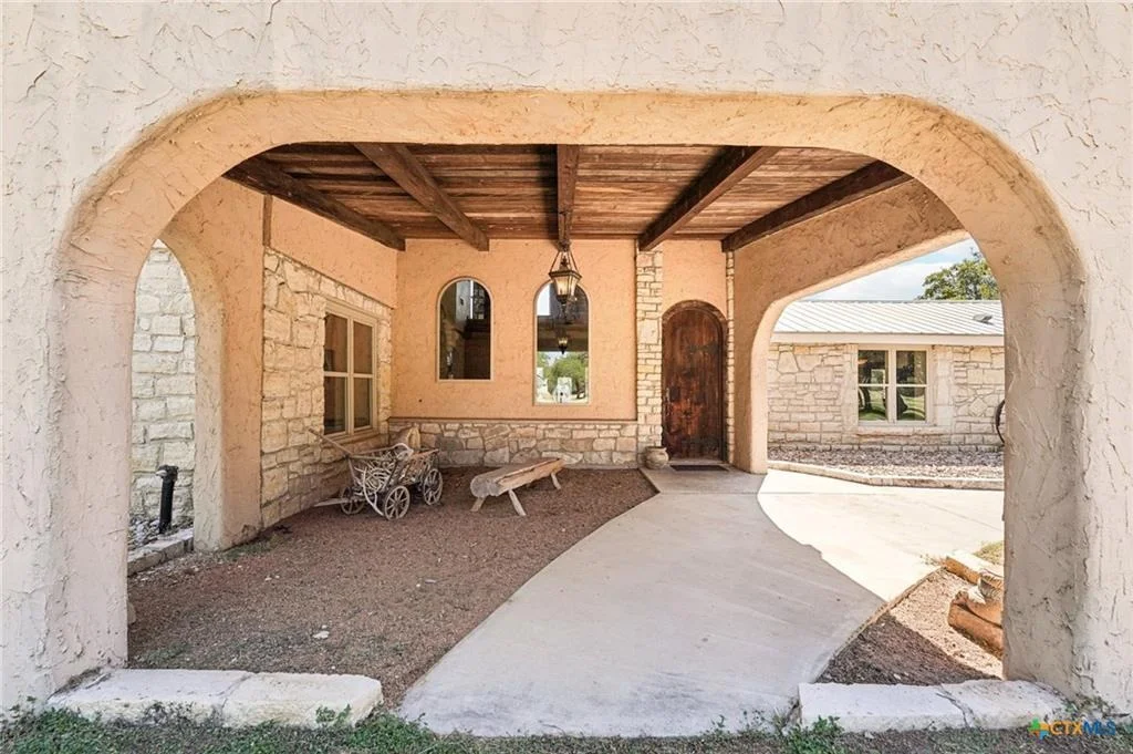 Photo of 190 Private Road 3011