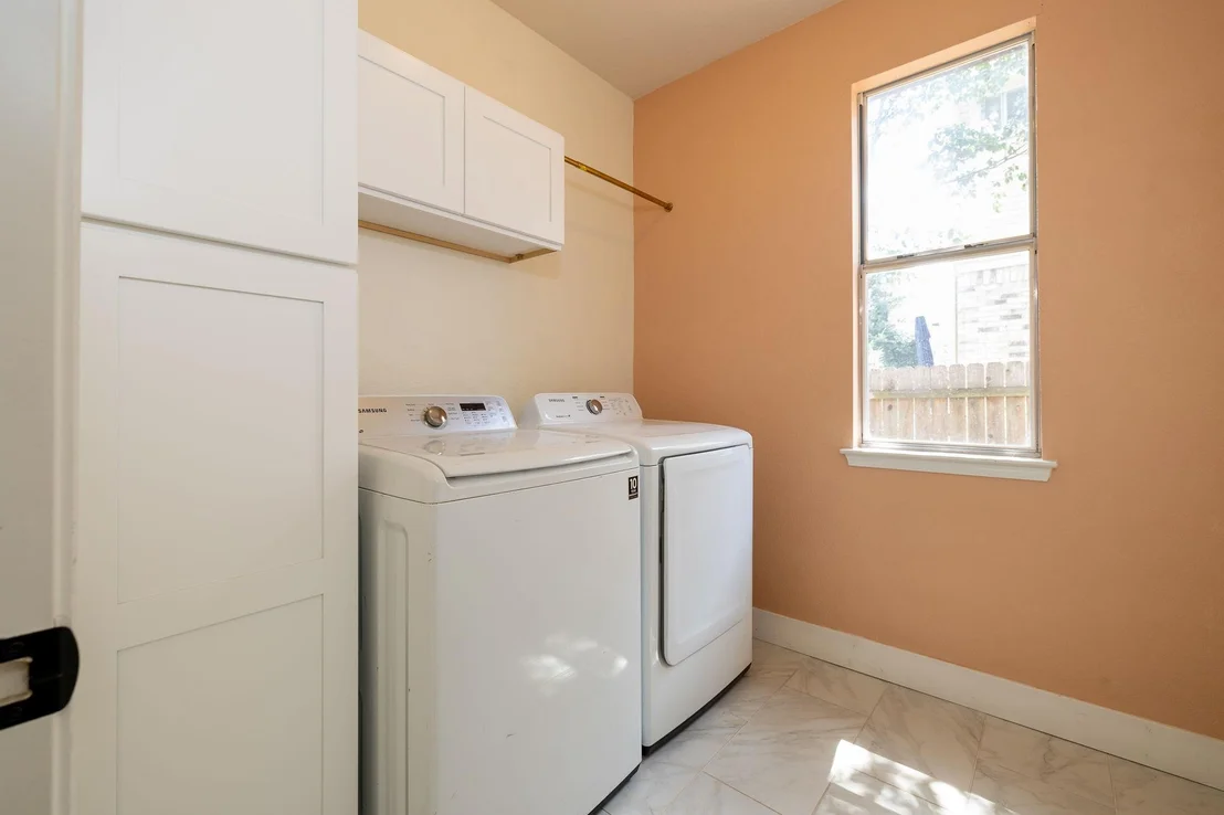 Photo of 403 Keenland DR