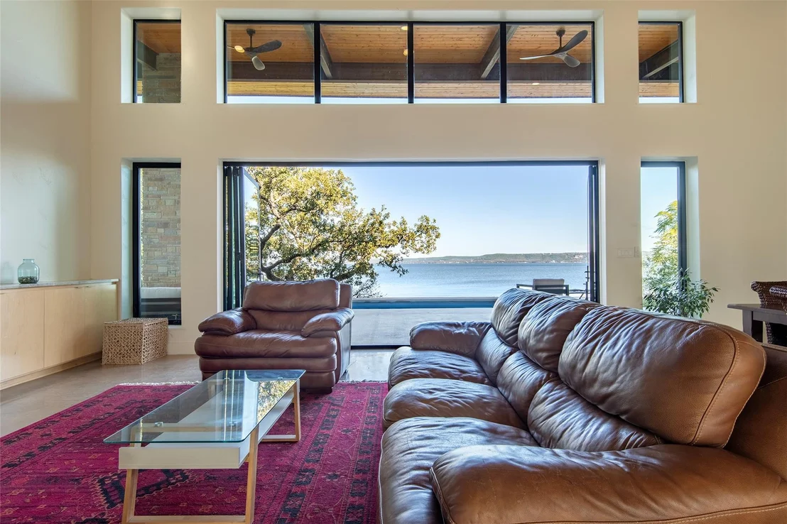 Photo of 247 Peninsula DR