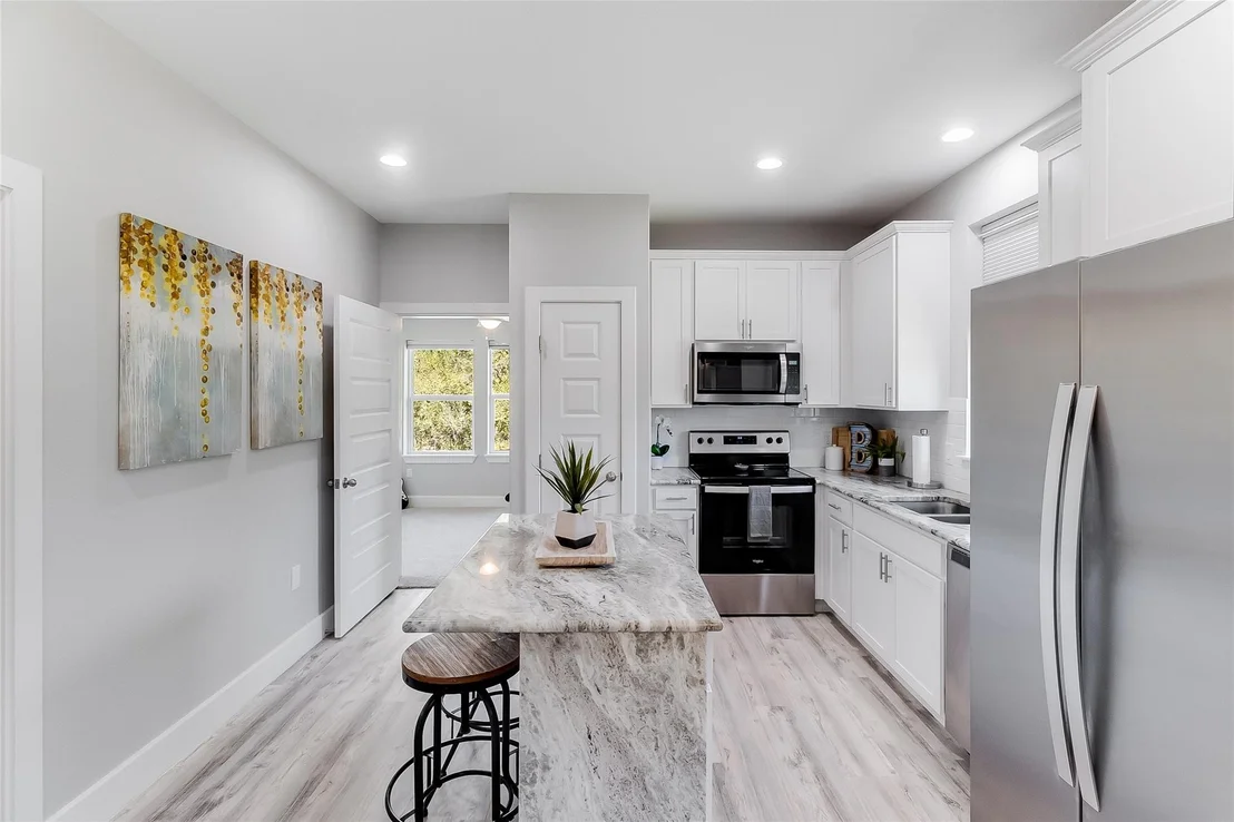 Photo of 2419 Ridgeview