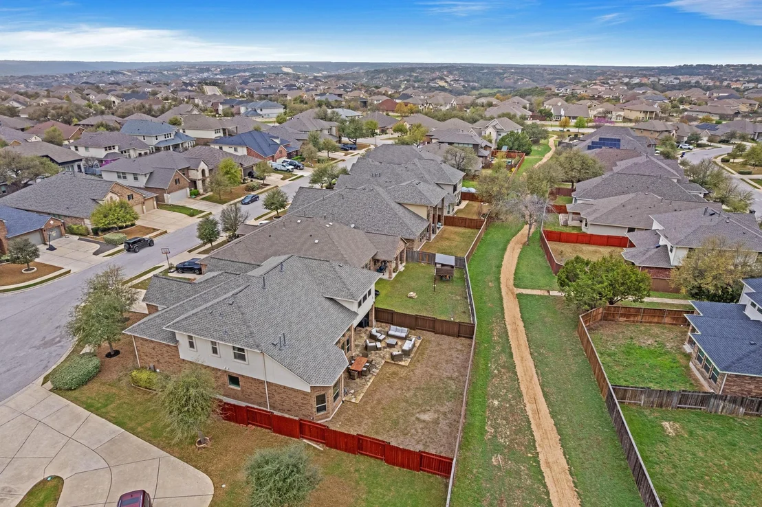 Photo of 3028 Silvergrass CV