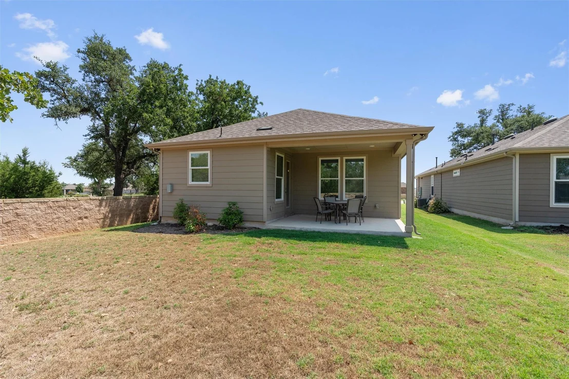Photo of 502 Saratoga LN
