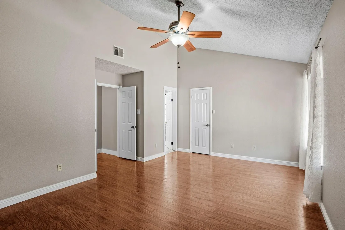 Photo of 8008 Cutler Ridge PL