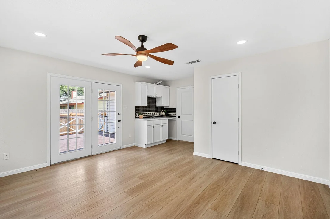 Photo of 3012 Monument DR