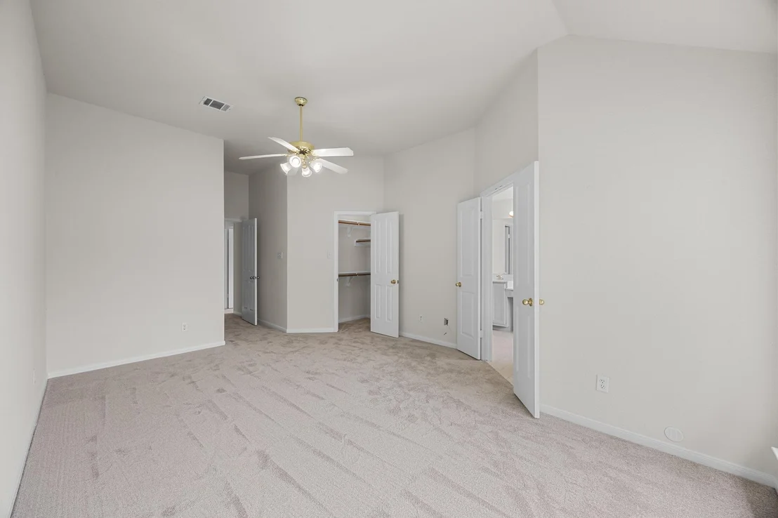 Photo of 706 Cornell DR