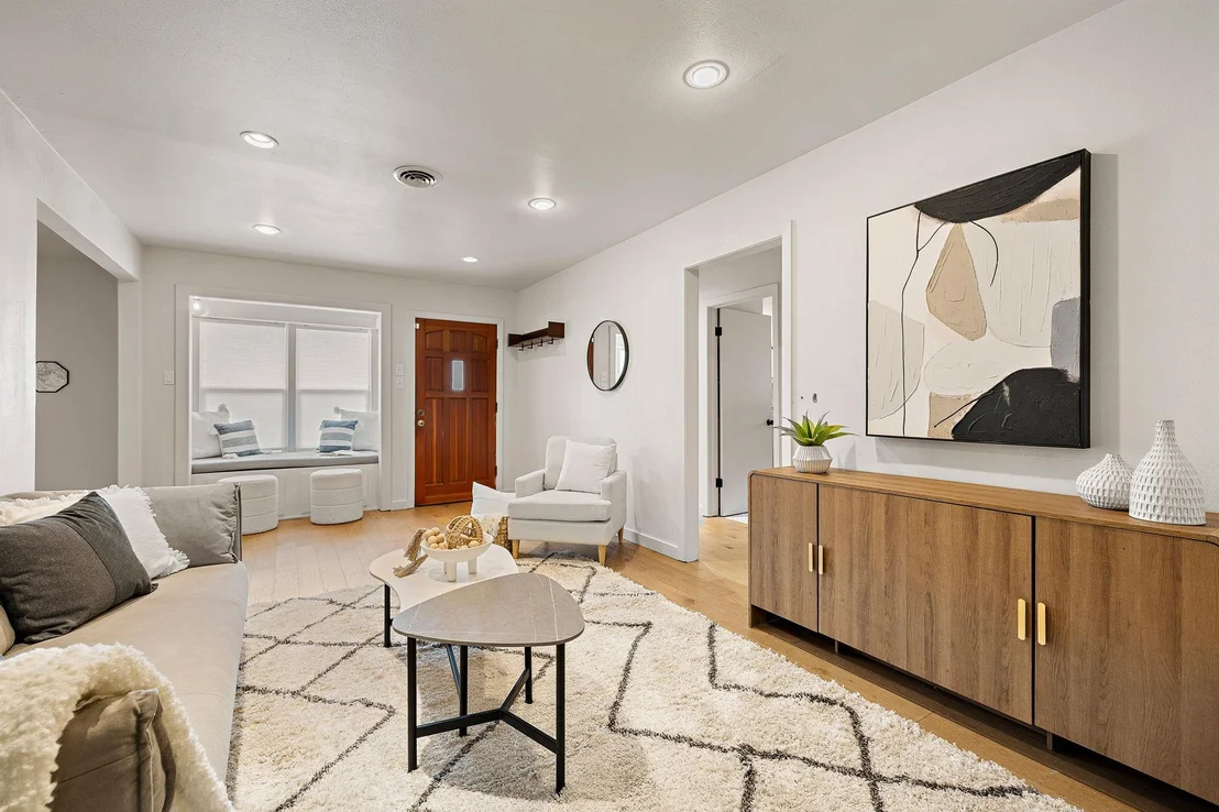 Photo of 8508 Contour DR