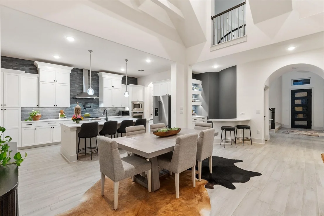 Photo of 617 Rawson BND
