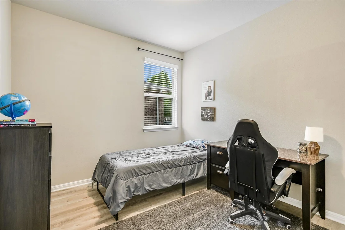 Photo of 1504 William Bee DR