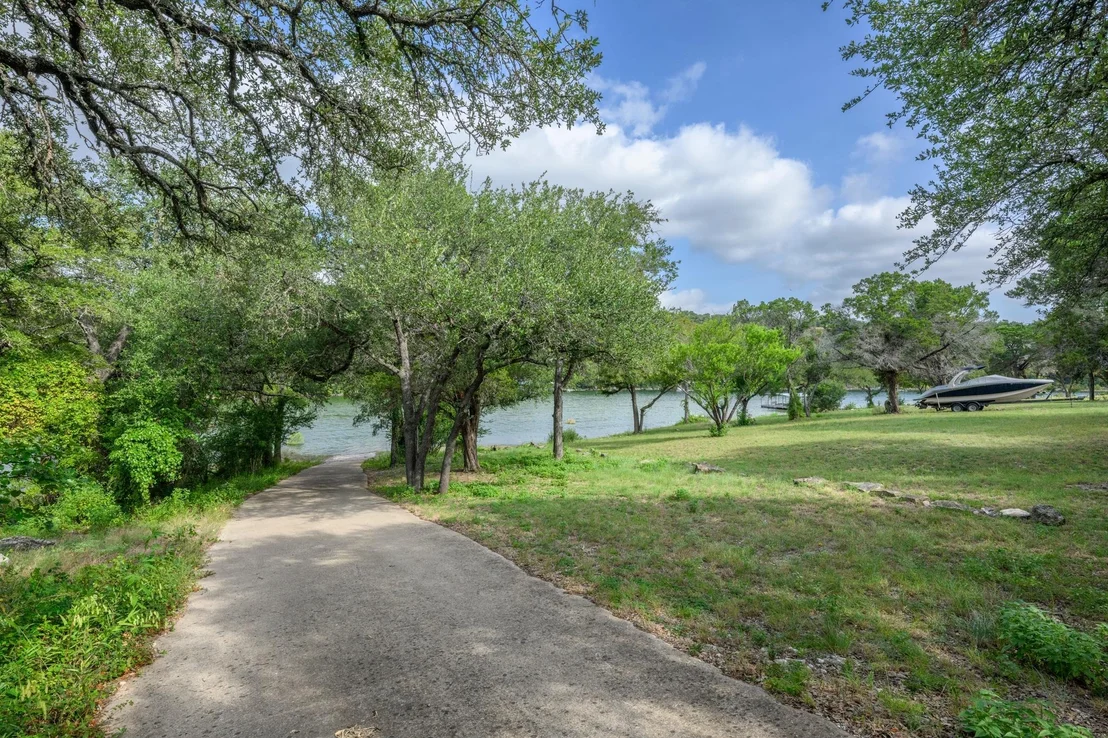 Photo of 11205 Beach RD